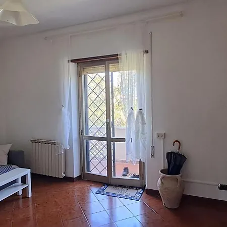The Rainbow House روما