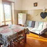 Apartment The Turquoise House